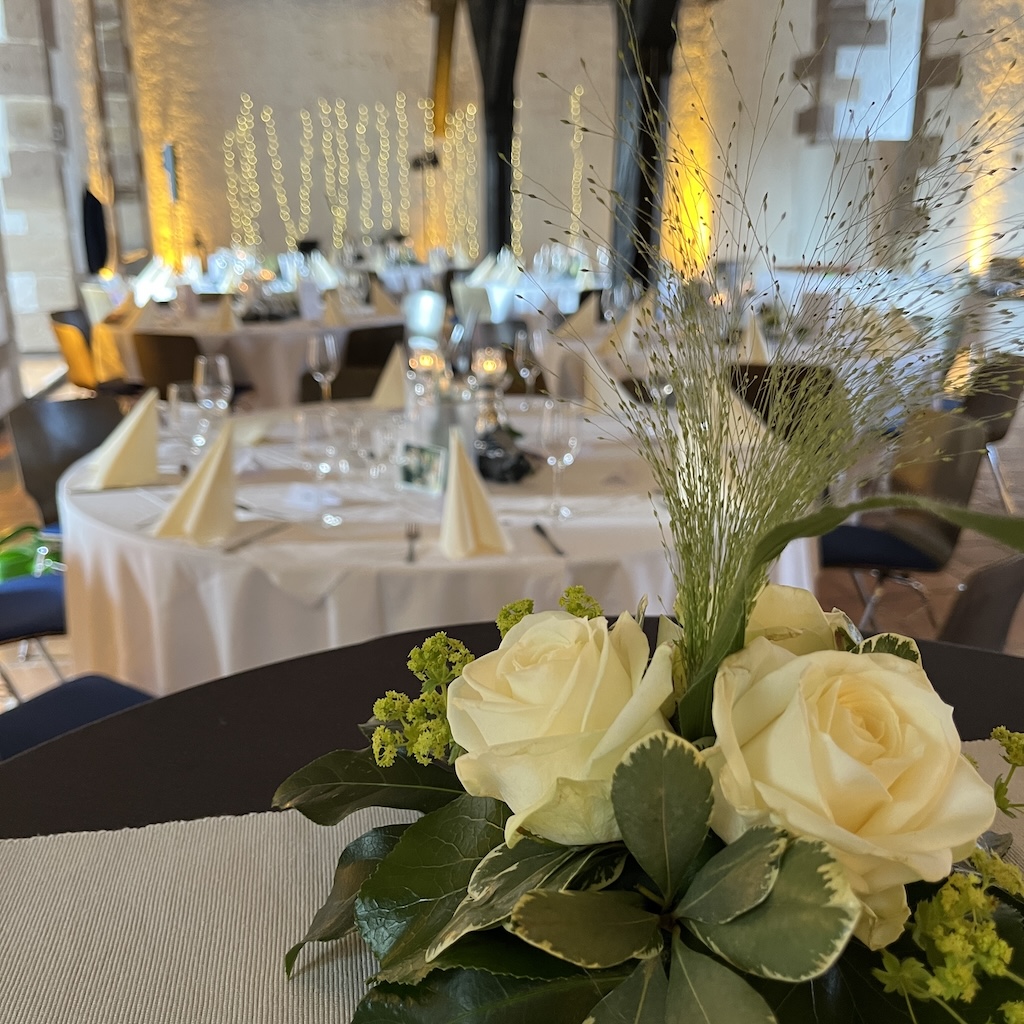 Catering Sektempfang NL Burg Hardeg